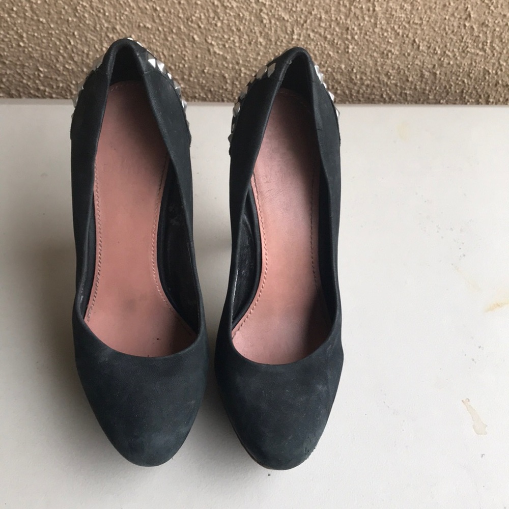 Vince Camuto